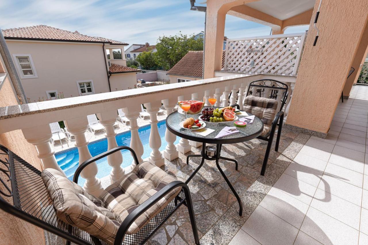 Appartement Haus Delphin à Poreč Extérieur photo