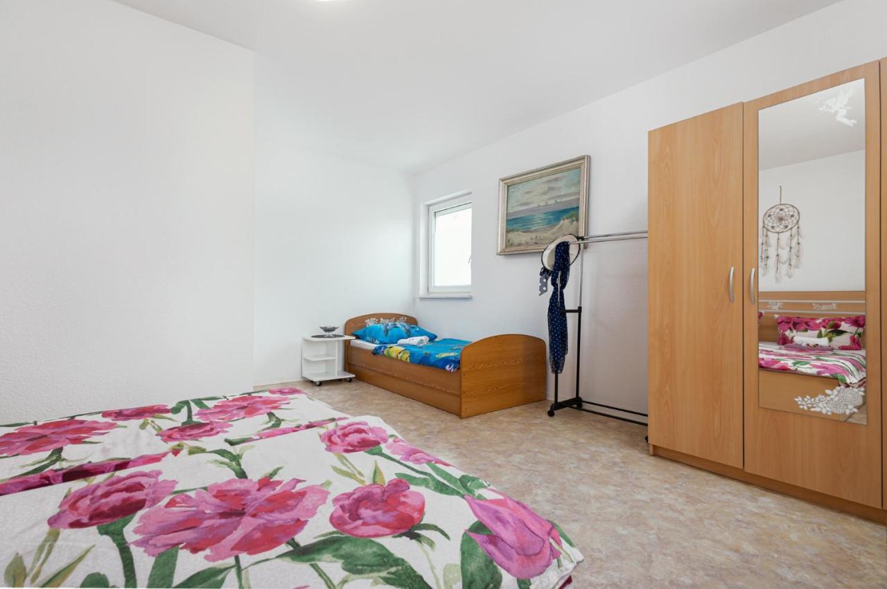 Appartement Haus Delphin à Poreč Extérieur photo