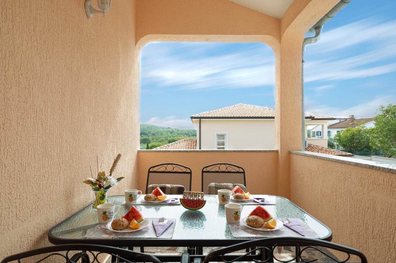 Appartement Haus Delphin à Poreč Extérieur photo